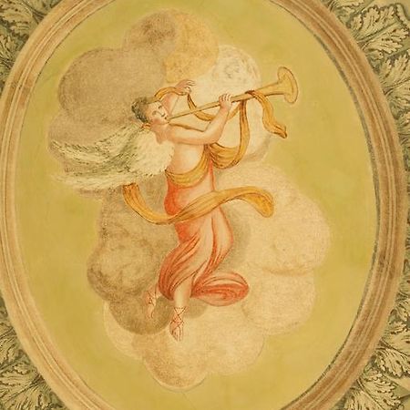 Palazzo Piazza Mazzini Hotel Пеша Екстериор снимка