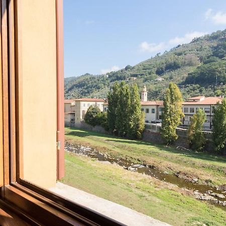 Palazzo Piazza Mazzini Hotel Пеша Екстериор снимка