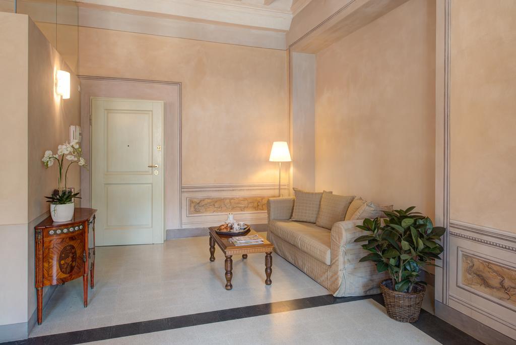 Palazzo Piazza Mazzini Hotel Пеша Стая снимка